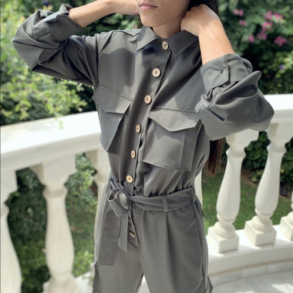 Cargon Jumpsuit - Picture 2 of 3